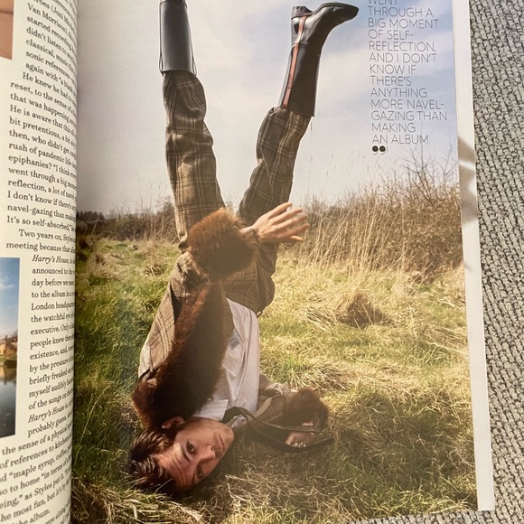 Harry Styles Better Homes & Gardens June 2022 Issue - Picture 2 of 4